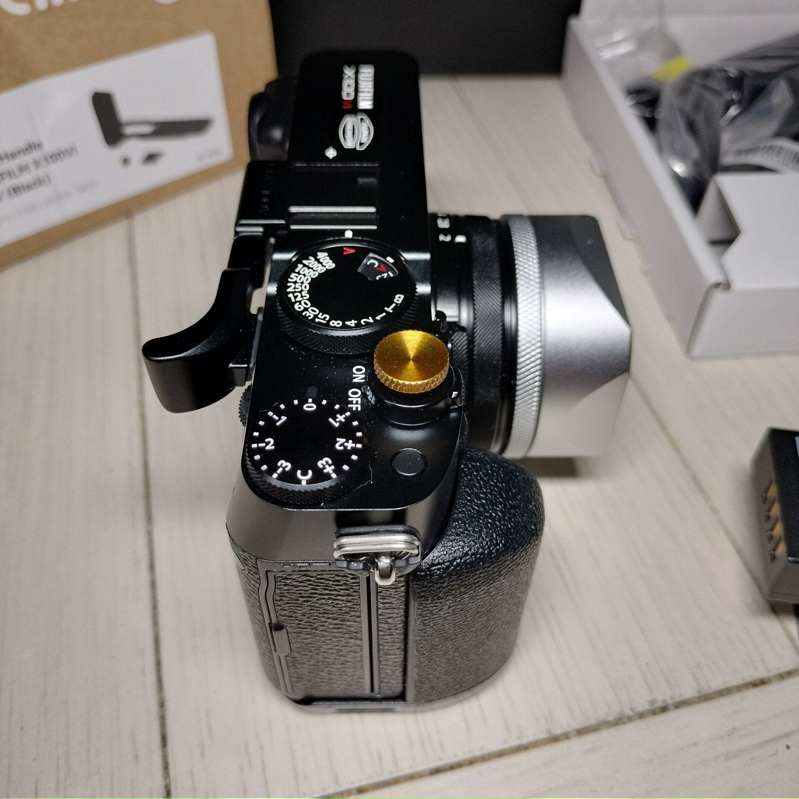 PERFECT Fujifilm x100 vi Camera + Many Extras